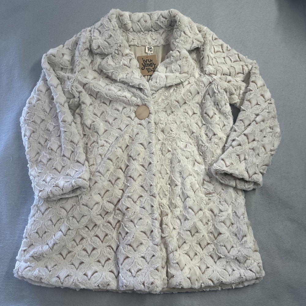 Ivy Jane Trellis Fur Car Coat Ivory Faux Fur Plush Jacket One Button Cream M NWT